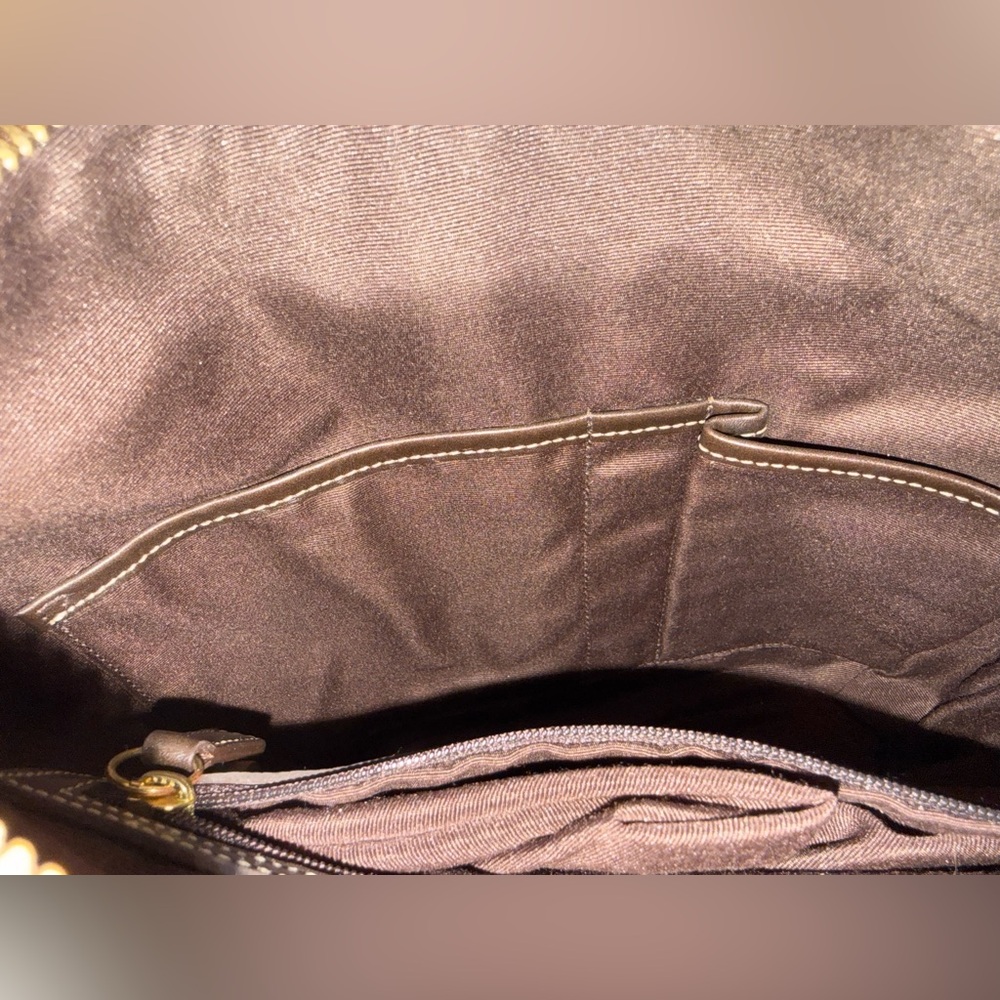 Vintage Coach Limited Edition Fringed Suede Shoulder Convertible Strap Bag 9330 - Picture 10 of 11